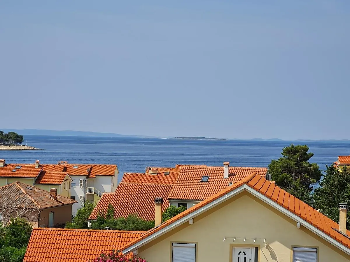 San-Lol Apartment Banjol