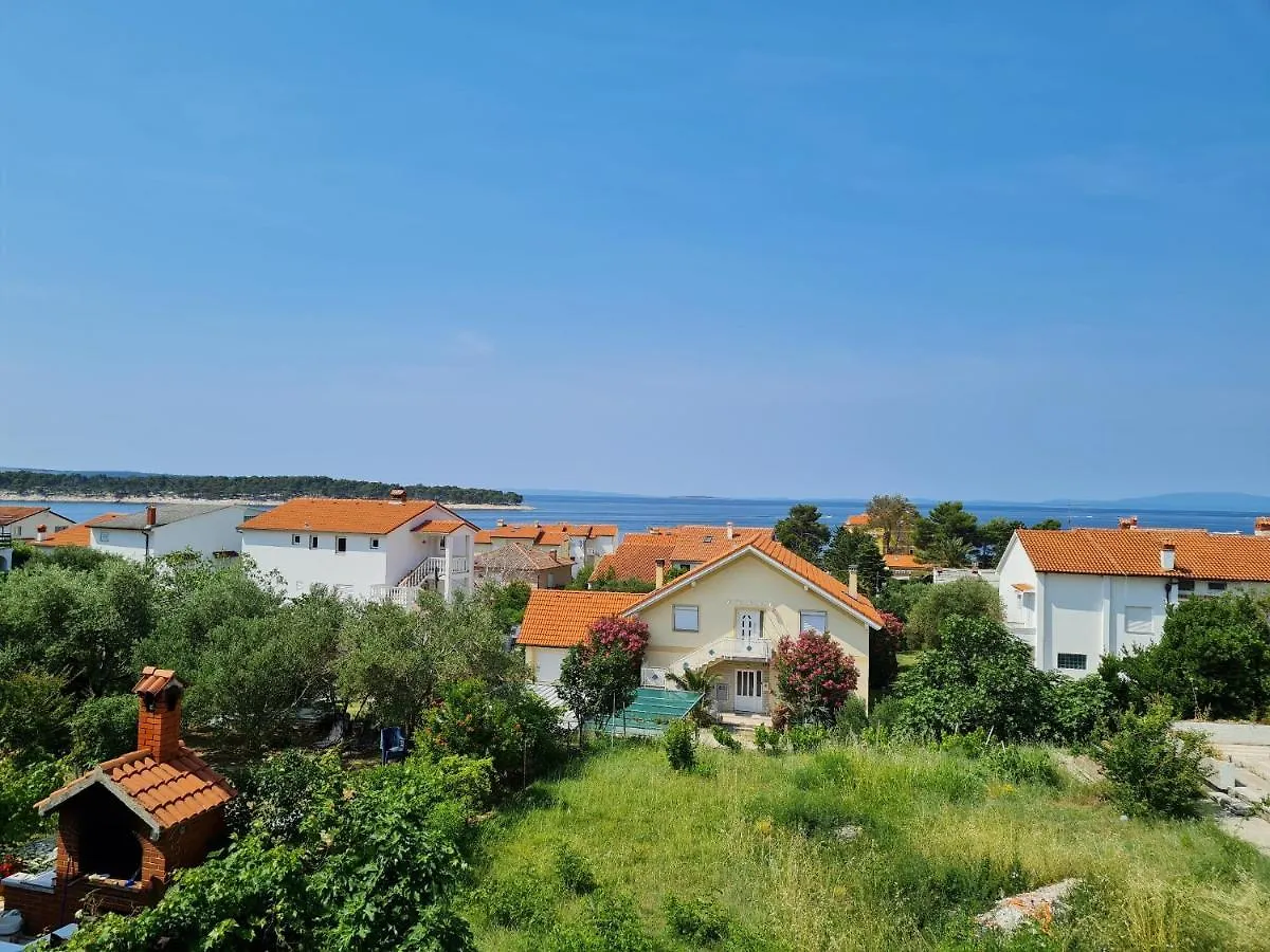 San-Lol Apartment Banjol