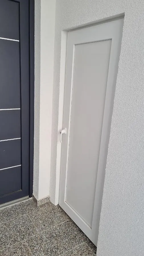 San-Lol Apartment Banjol Croatia