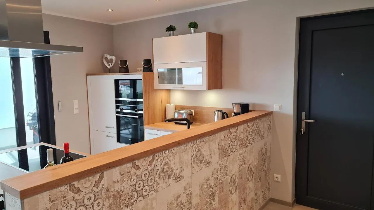 San-Lol Apartment Banjol