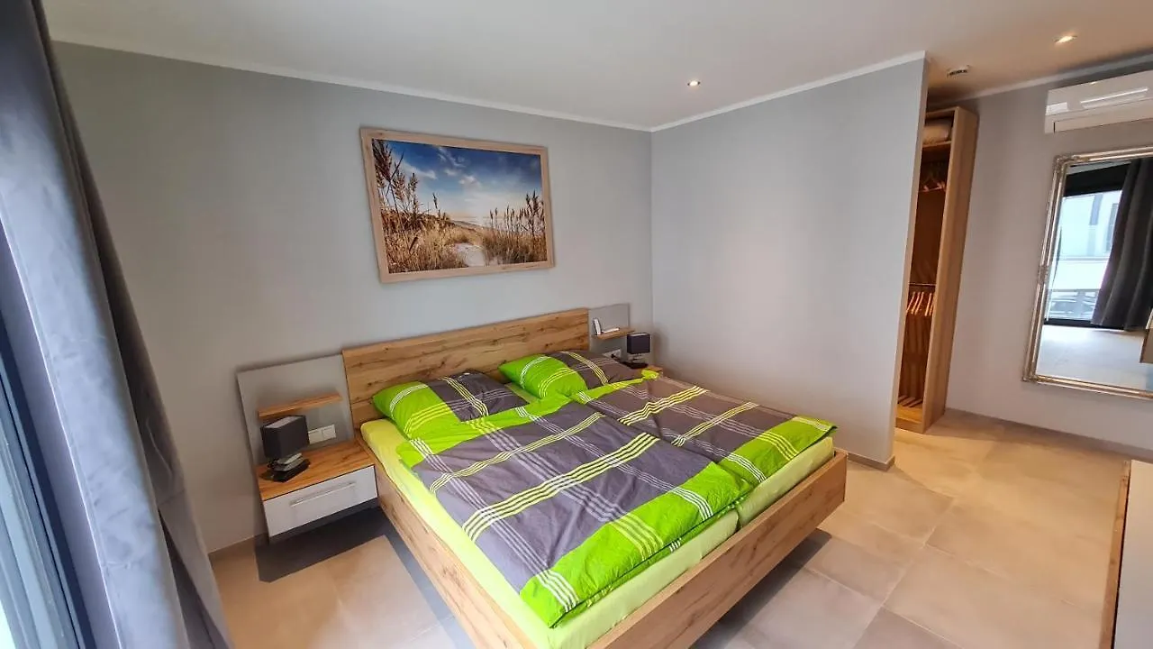 San-Lol Apartment Banjol