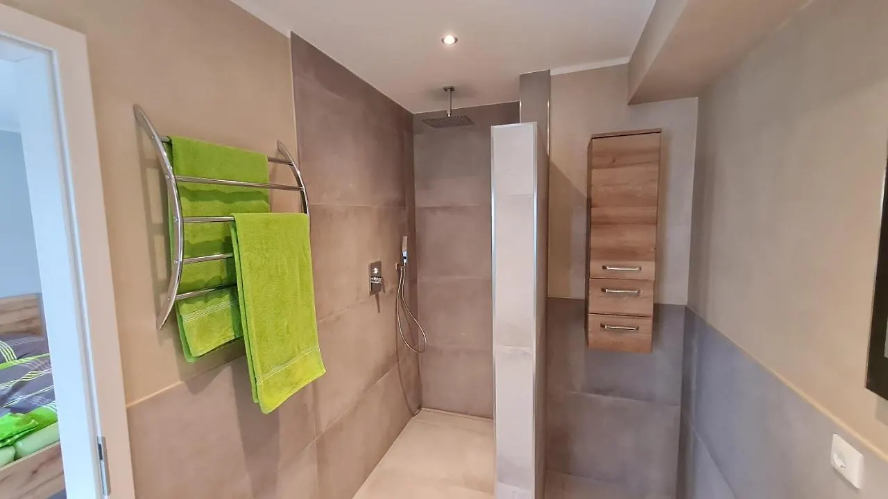 San-Lol Apartment Banjol